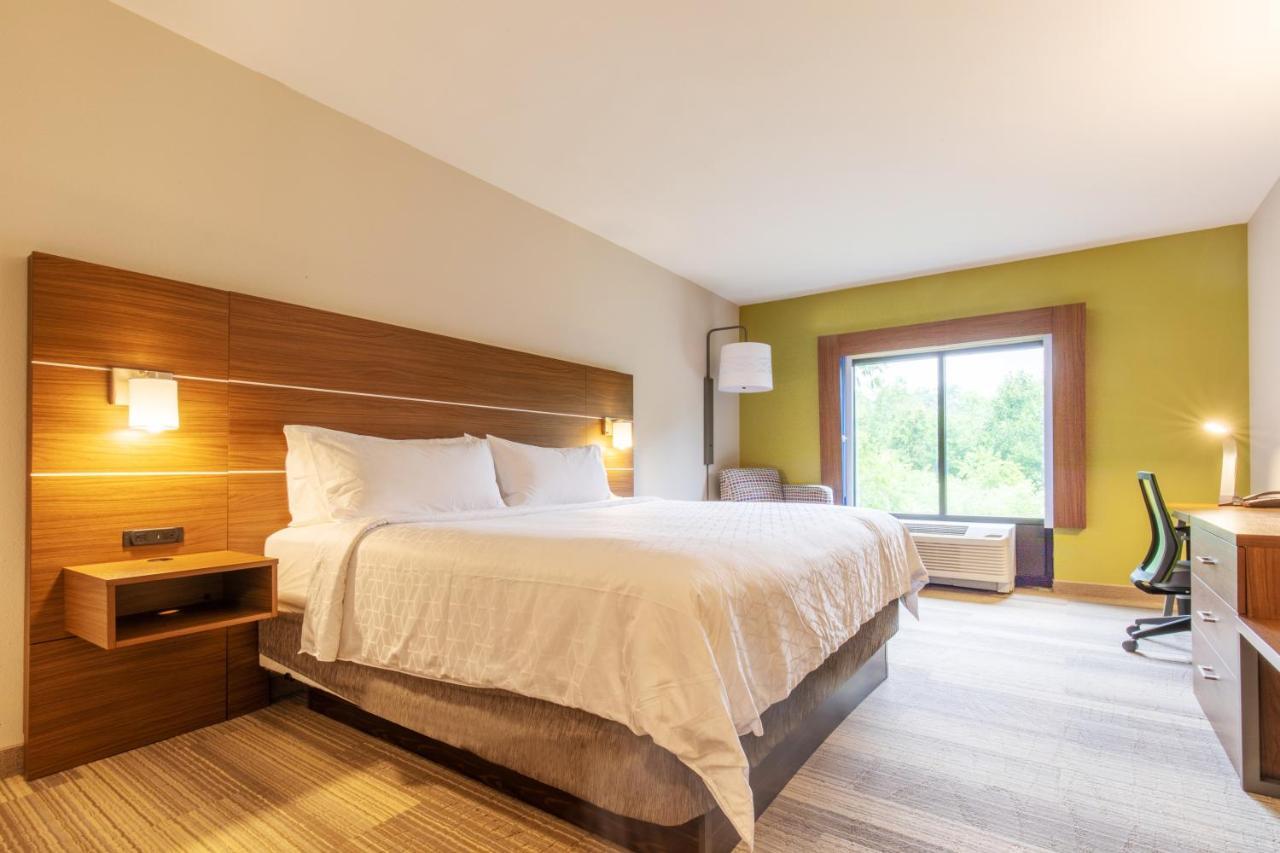 Holiday Inn Express Johnson City By Ihg Exterior photo